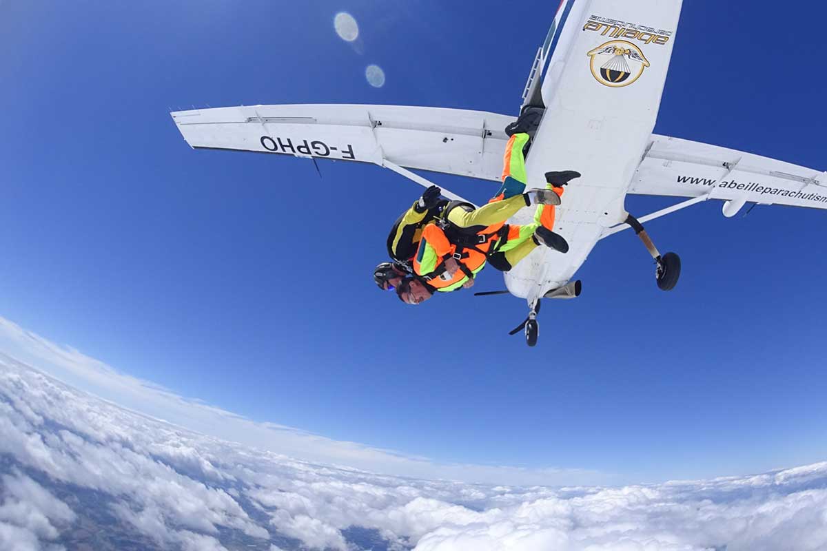 Le parachutisme : est-ce dangereux ?