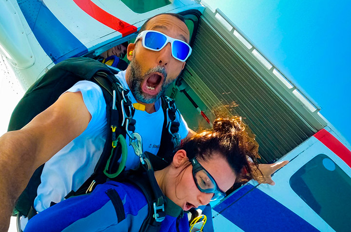 Débutants : Quelles sont les appréhensions que l’on peut rencontrer lors d’un saut en parachute ?