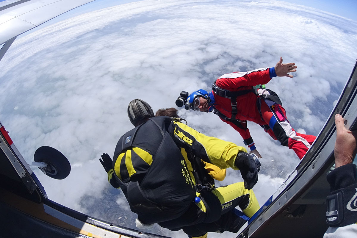Comment garder un souvenir de son saut en parachute