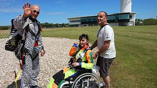 Osez le saut en parachute accessible pour tous