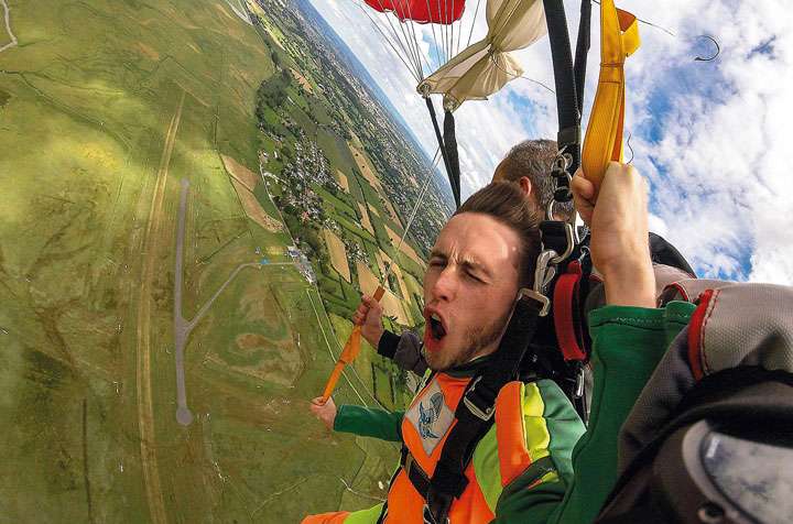 anniversaire sensationnel en parachute
