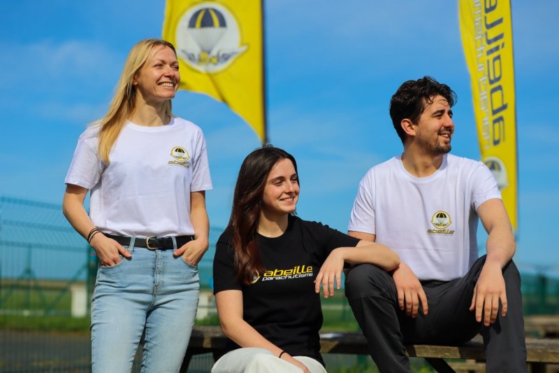 T-shirt Abeille parachutisme  